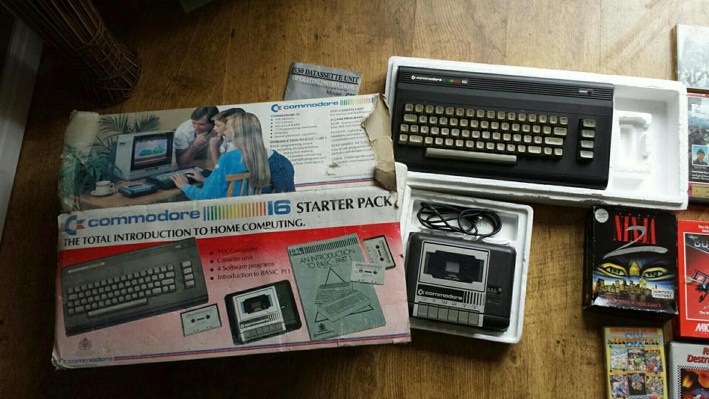 Commodore 16 pickup