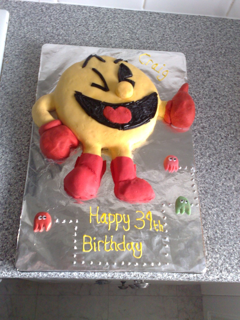 Birthday Cake –&nbsp;Pacman