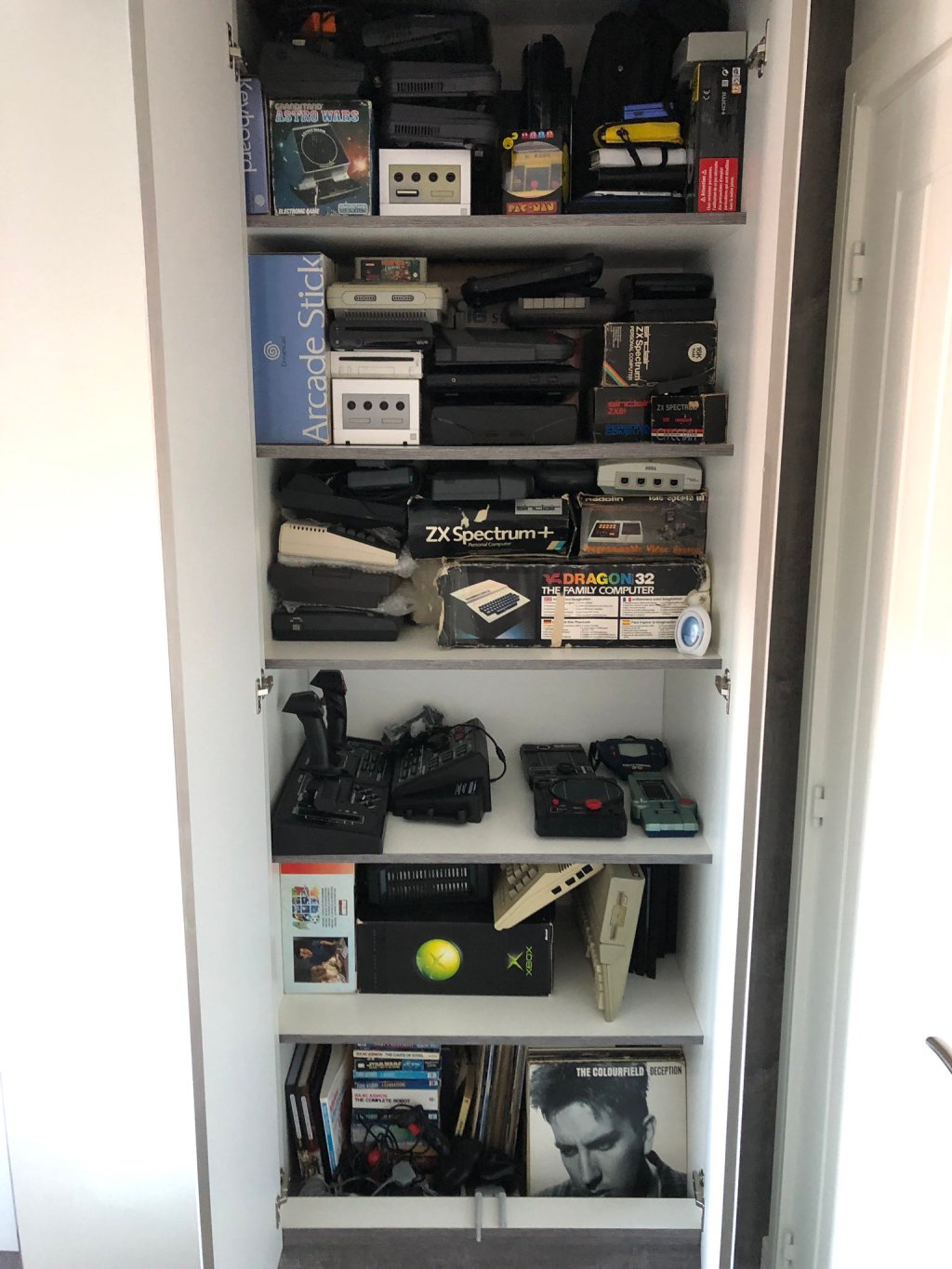 Garage letting in cold,&nbsp;damp.