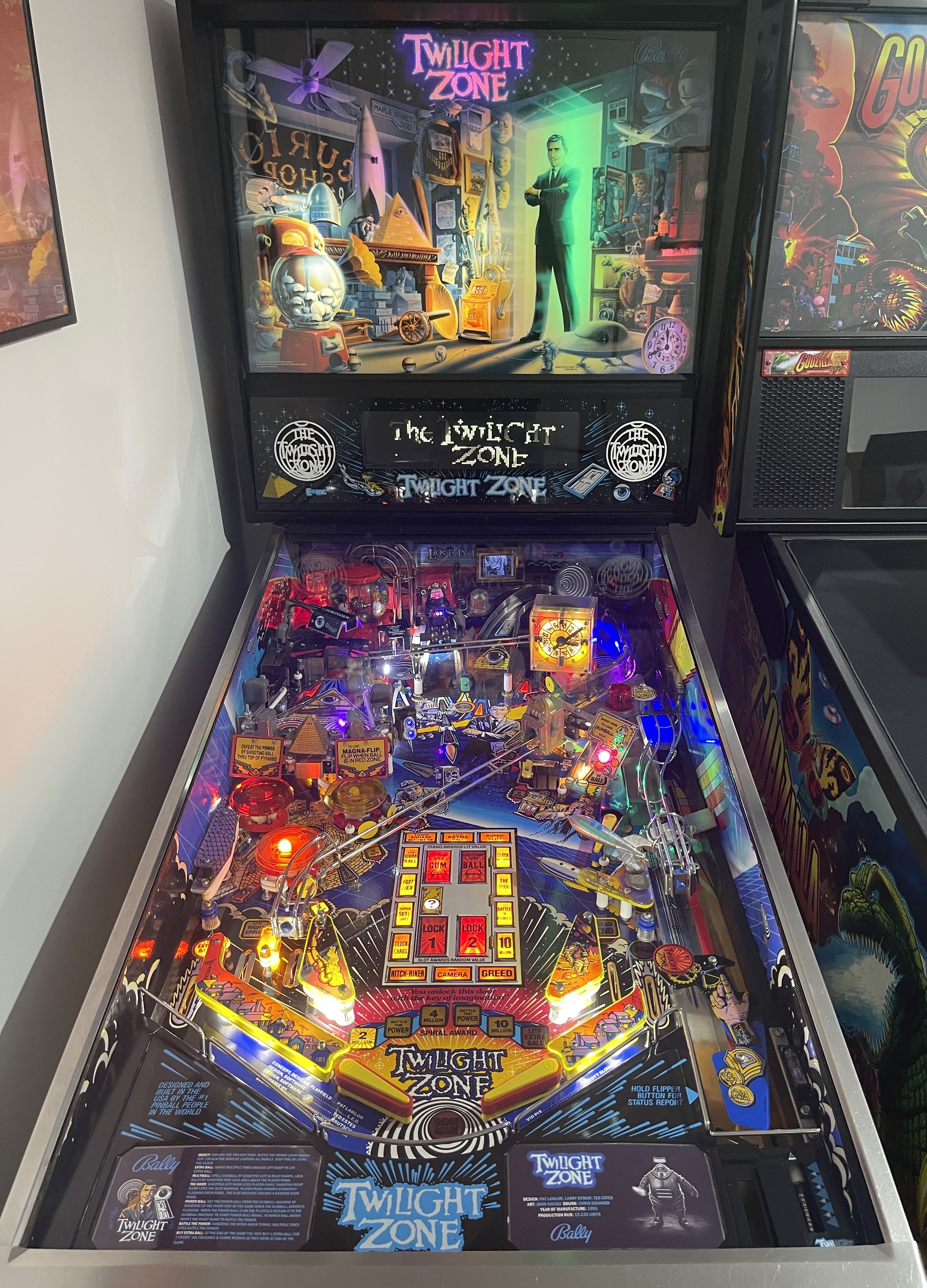 Twilight Zone pinball machine